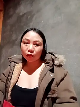 Pretty girl 2 online show from March 10, 2026, 12:31 pm