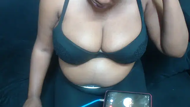 BustyNina41XX online show from March 25, 2026, 8:30 pm