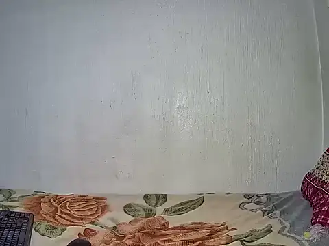 Snapshot of Darkbeauty27 chatting on March 24, 2026, 5:57 pm Darkbeauty27 online show from March 24, 2026, 5:57 pm