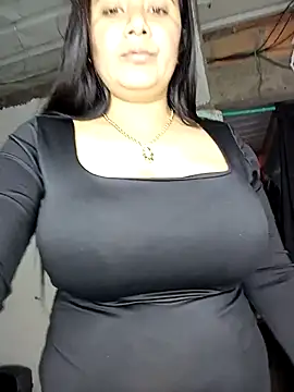 Gissele Rubi online show from March 10, 2026, 1:04 pm