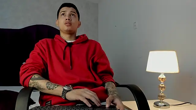 Snapshot of JoshBeech chatting on April 6, 2026, 12:50 pm JoshBeech online show from April 6, 2026, 12:50 pm