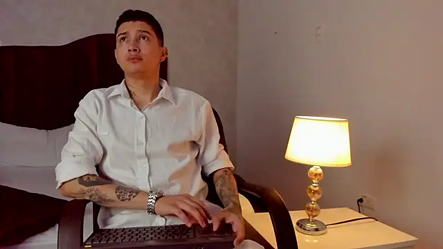 Snapshot of JoshBeech chatting on March 21, 2026, 1:59 pm JoshBeech online show from March 21, 2026, 1:59 pm