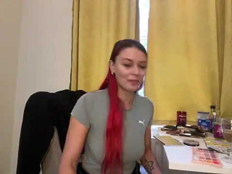 Snapshot of FoxyValentine chatting on May 3, 2026, 9:58 am FoxyValentine online show from May 3, 2026, 9:58 am