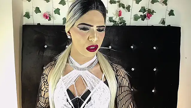 Kristal Queen01 online show from April 25, 2026, 8:06 am