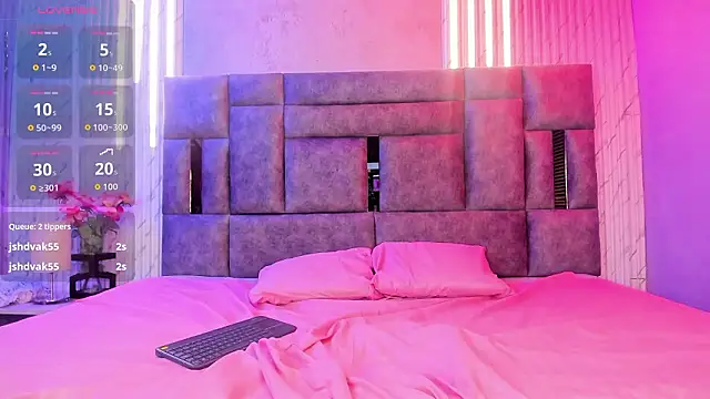 Snapshot of ZharaRousse chatting on March 5, 2026, 11:51 am ZharaRousse online show from March 5, 2026, 11:51 am