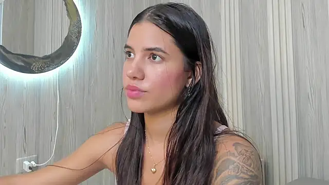 Snapshot of Isabellaa_Rosee chatting on May 21, 2026, 7:44 pm Isabellaa Rosee online show from May 21, 2026, 7:44 pm