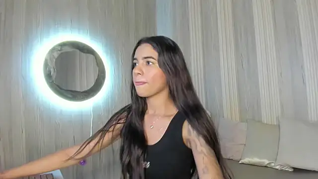 Snapshot of Isabellaa_Rosee chatting on June 21, 2026, 9:20 pm Isabellaa Rosee online show from June 21, 2026, 9:20 pm