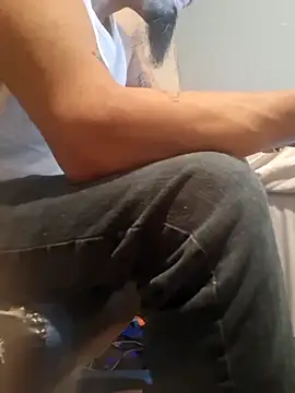 Snapshot of cocky210 chatting on March 5, 2026, 8:44 am cocky210 online show from March 5, 2026, 8:44 am