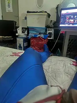 Snapshot of ChocolatyMan chatting on February 18, 2026, 10:39 pm ChocolatyMan online show from February 18, 2026, 10:39 pm