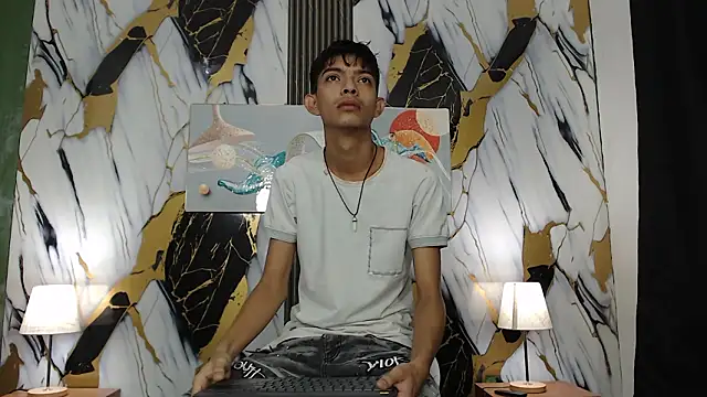 Snapshot of KITTY_BOSH chatting on March 13, 2026, 1:16 pm KITTY BOSH online show from March 13, 2026, 1:16 pm