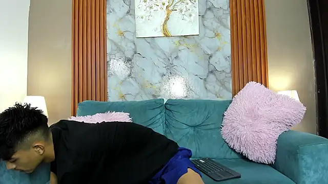 Snapshot of KITTY_BOSH chatting on March 25, 2026, 1:21 pm KITTY BOSH online show from March 25, 2026, 1:21 pm