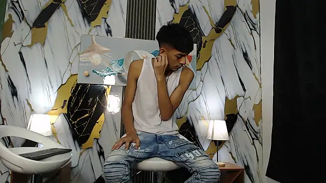 Snapshot of KITTY_BOSH chatting on March 5, 2026, 1:19 pm KITTY BOSH online show from March 5, 2026, 1:19 pm