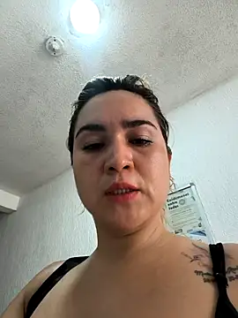 Snapshot of violet-grey chatting on April 24, 2026, 1:13 pm violet-grey online show from April 24, 2026, 1:13 pm
