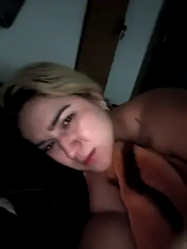 Snapshot of violet-grey chatting on April 9, 2026, 2:23 pm violet-grey online show from April 9, 2026, 2:23 pm