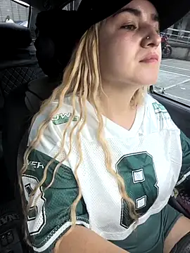 violet-grey online show from March 12, 2026, 12:31 pm