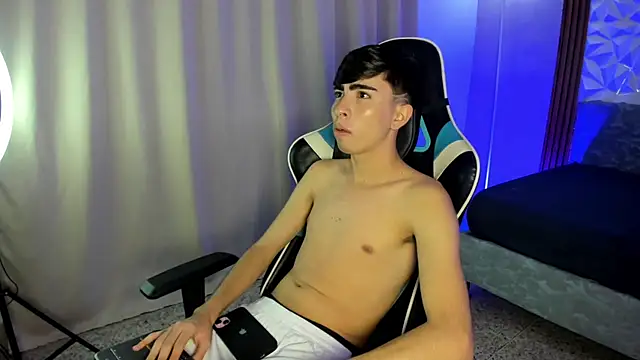 Arvinn  online show from February 14, 2026, 4:13 am