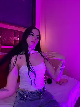 Veronicaa lodge1 online show from April 5, 2026, 2:07 am