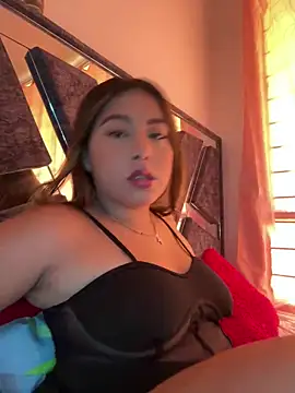 Emiily joee  online show from May 9, 2026, 9:29 pm