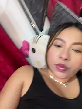 Emiily joee  online show from May 8, 2026, 2:04 am