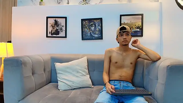 Snapshot of YOUNG_BOYS_HELL chatting on April 17, 2026, 1:08 am YOUNG BOYS HELL online show from April 17, 2026, 1:08 am