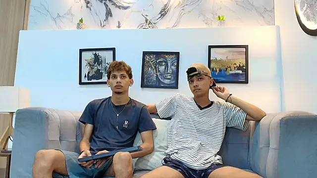 Snapshot of YOUNG_BOYS_HELL chatting on May 9, 2026, 1:20 am YOUNG BOYS HELL online show from May 9, 2026, 1:20 am