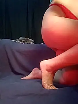 ninac4hot online show from June 18, 2026, 3:16 am