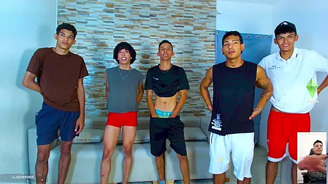 kinkyhousexxxx online show from July 19, 2026, 5:27 am