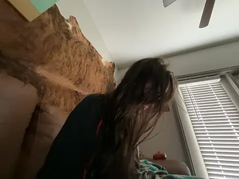 ash10alex online show from March 16, 2026, 7:05 pm