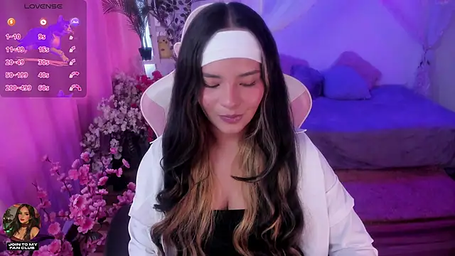 Snapshot of cata_desire chatting on April 2, 2026, 9:10 pm cata desire online show from April 2, 2026, 9:10 pm