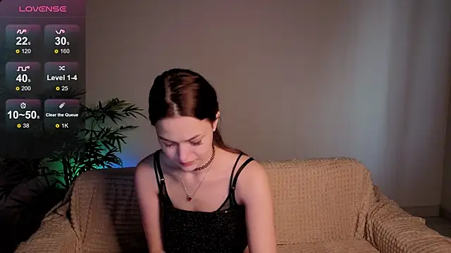 Snapshot of parrot_kisha chatting on May 1, 2026, 1:43 am parrot kisha online show from May 1, 2026, 1:43 am