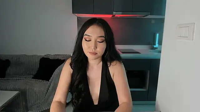 satoriluna online show from February 15, 2026, 2:34 am