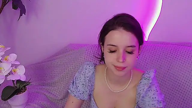 Snapshot of LanaLedger chatting on May 10, 2026, 10:52 am LanaLedger online show from May 10, 2026, 10:52 am