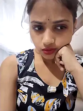 samayra1144 online show from April 22, 2026, 10:22 am