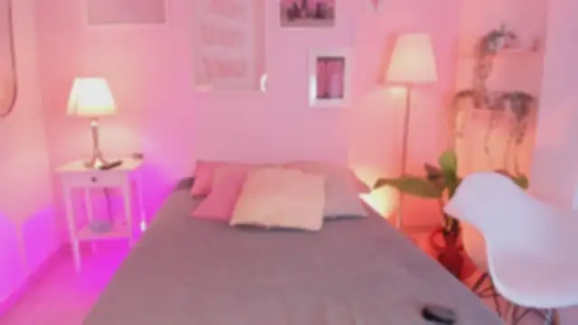 Snapshot of Ivyy_sweet_ chatting on April 13, 2026, 8:13 pm Ivyy sweet online show from April 13, 2026, 8:13 pm