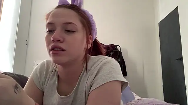 redhead ray online show from March 4, 2026, 5:59 am