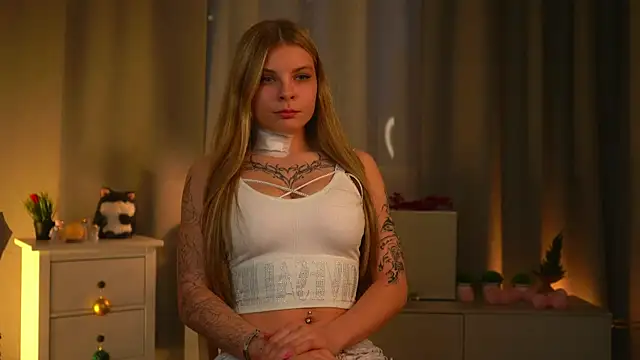 Snapshot of ZofiaPantano chatting on March 27, 2026, 2:51 pm ZofiaPantano online show from March 27, 2026, 2:51 pm