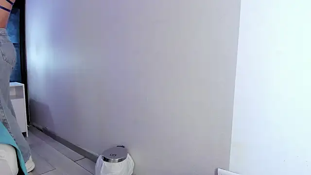 PerlaRogerss  online show from March 15, 2026, 10:22 am