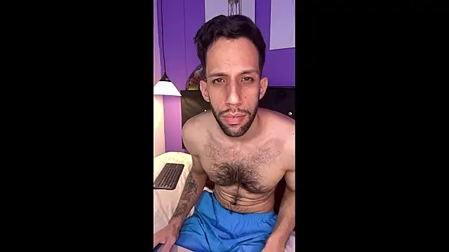 Snapshot of Karim_mansur chatting on March 27, 2026, 3:02 pm Karim mansur online show from March 27, 2026, 3:02 pm