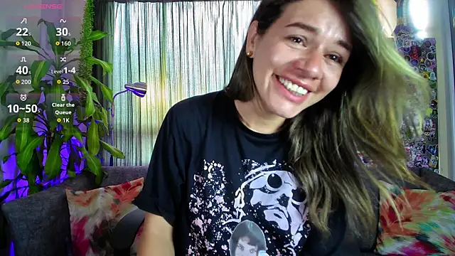oriana thomson01 online show from May 11, 2026, 4:04 pm