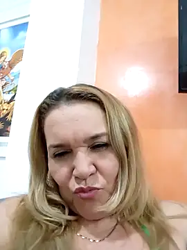 Snapshot of charlotte_milf30 chatting on April 26, 2026, 1:47 am charlotte milf30 online show from April 26, 2026, 1:47 am
