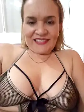 Snapshot of charlotte_milf30 chatting on April 25, 2026, 2:03 am charlotte milf30 online show from April 25, 2026, 2:03 am