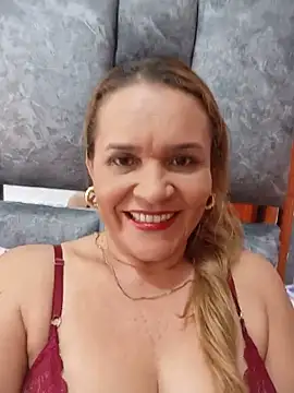 Snapshot of charlotte_milf30 chatting on May 13, 2026, 1:40 pm charlotte milf30 online show from May 13, 2026, 1:40 pm