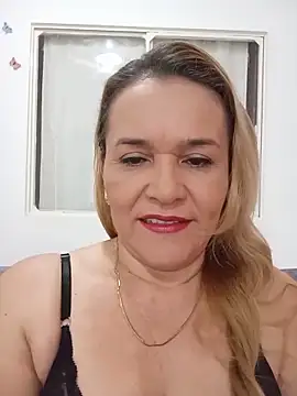 Snapshot of charlotte_milf30 chatting on May 17, 2026, 1:33 pm charlotte milf30 online show from May 17, 2026, 1:33 pm