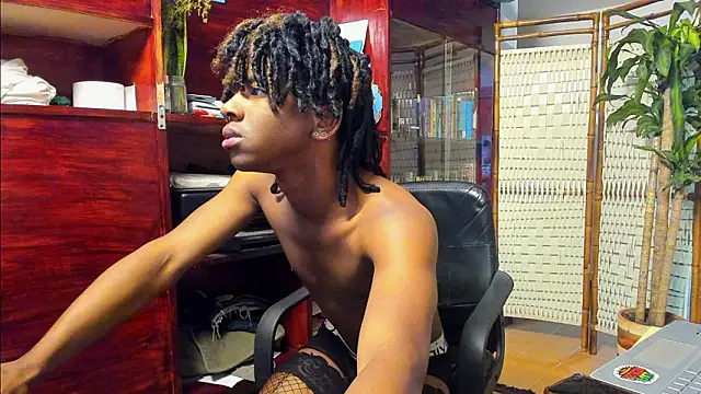 Mashall lee online show from March 26, 2026, 6:06 pm