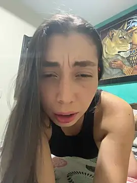 Snapshot of lunna-foxx chatting on March 23, 2026, 3:50 am lunna-foxx online show from March 23, 2026, 3:50 am