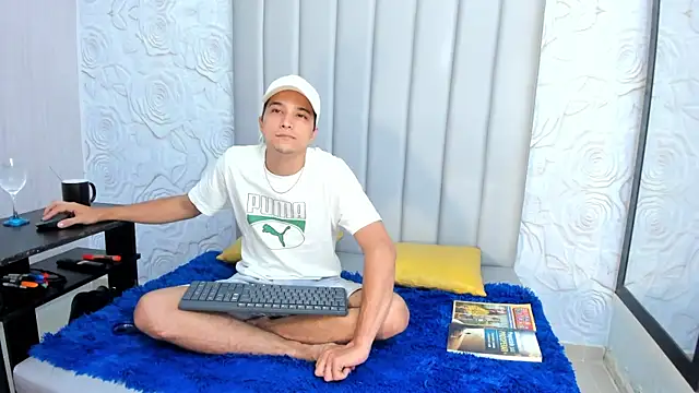 bad boy cum  online show from February 18, 2026, 3:59 am