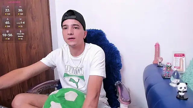 Snapshot of bad_boy_cum_ chatting on March 16, 2026, 11:07 pm bad boy cum online show from March 16, 2026, 11:07 pm