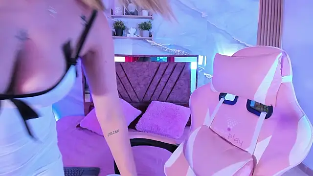 your whore Salome online show from March 12, 2026, 10:14 pm