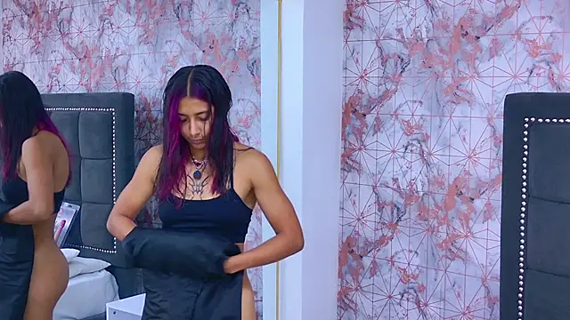 Raven Gloomy online show from February 24, 2026, 12:28 pm