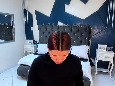 Snapshot of sara_gray__ chatting on March 19, 2026, 5:46 pm sara gray online show from March 19, 2026, 5:46 pm